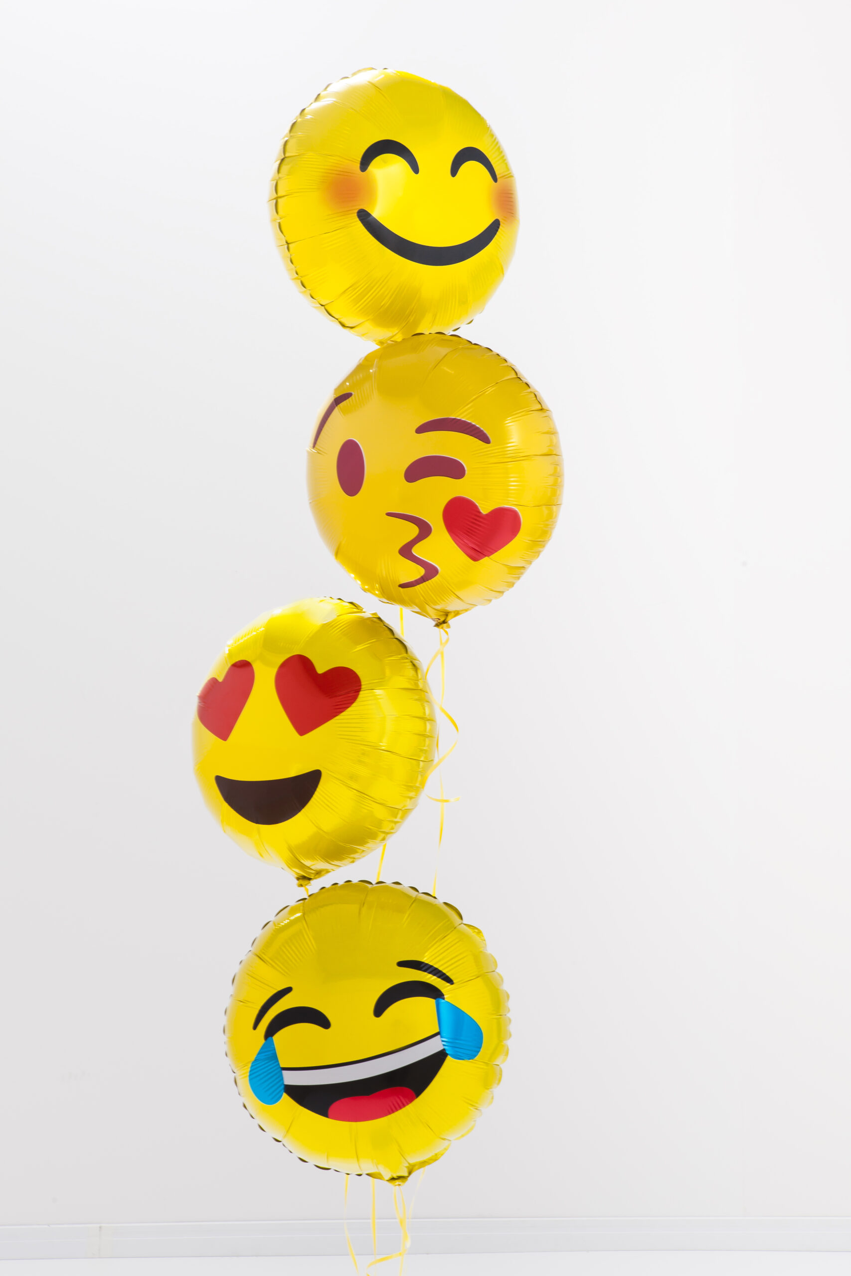 balão emojis