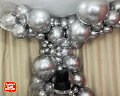 Aposte no arco aéreo metálico!